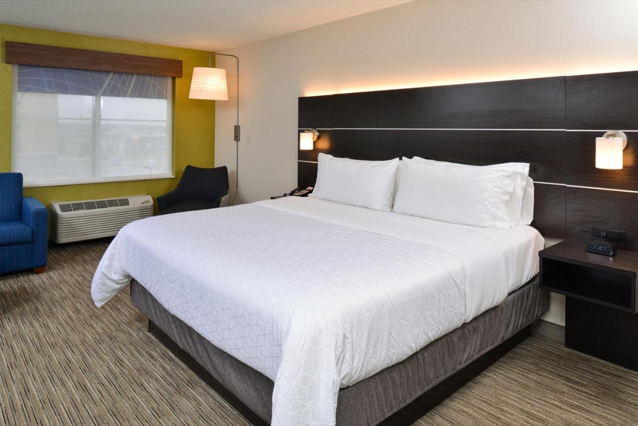 Holiday Inn Express Wixom By Ihg Exteriör bild