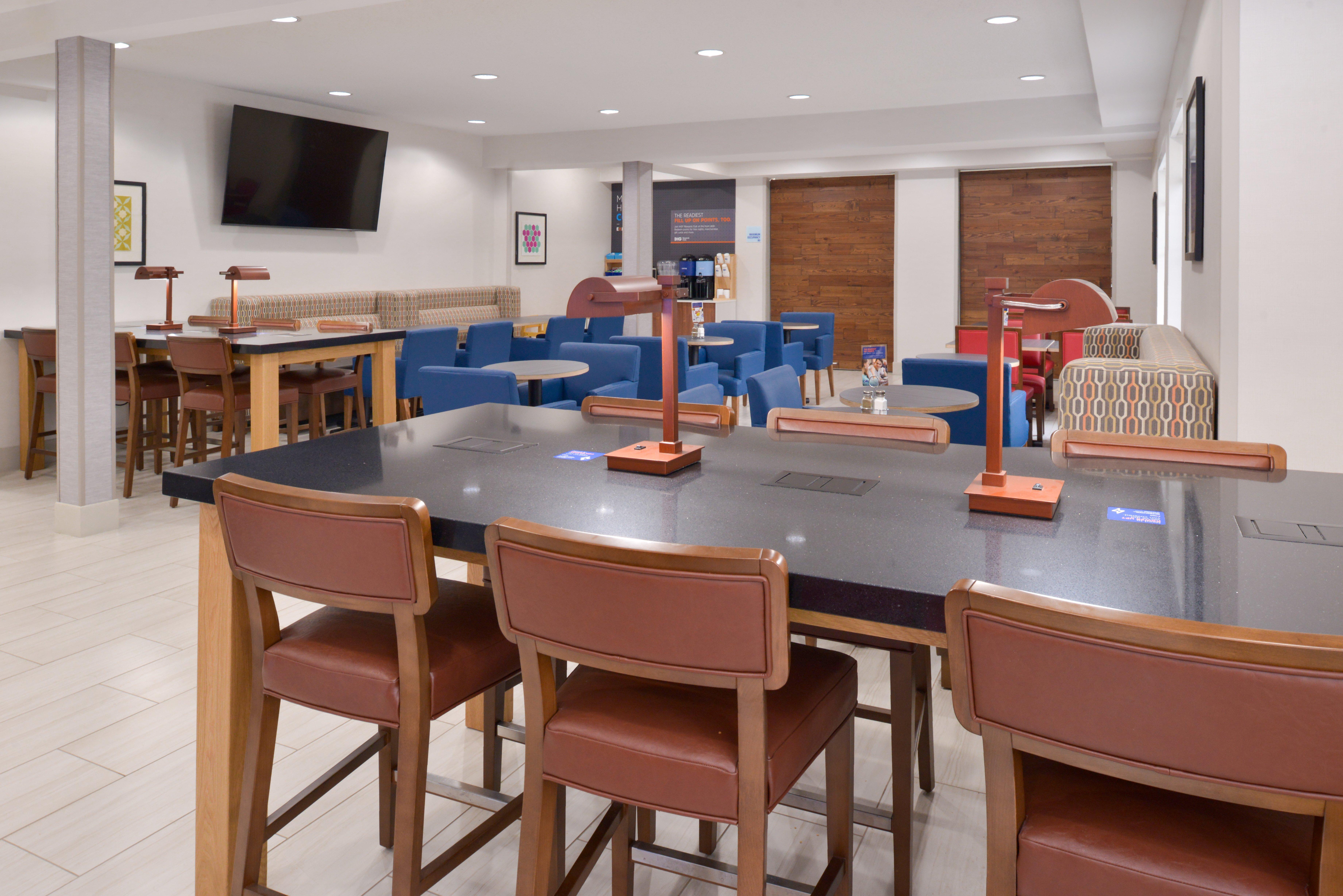 Holiday Inn Express Wixom By Ihg Exteriör bild
