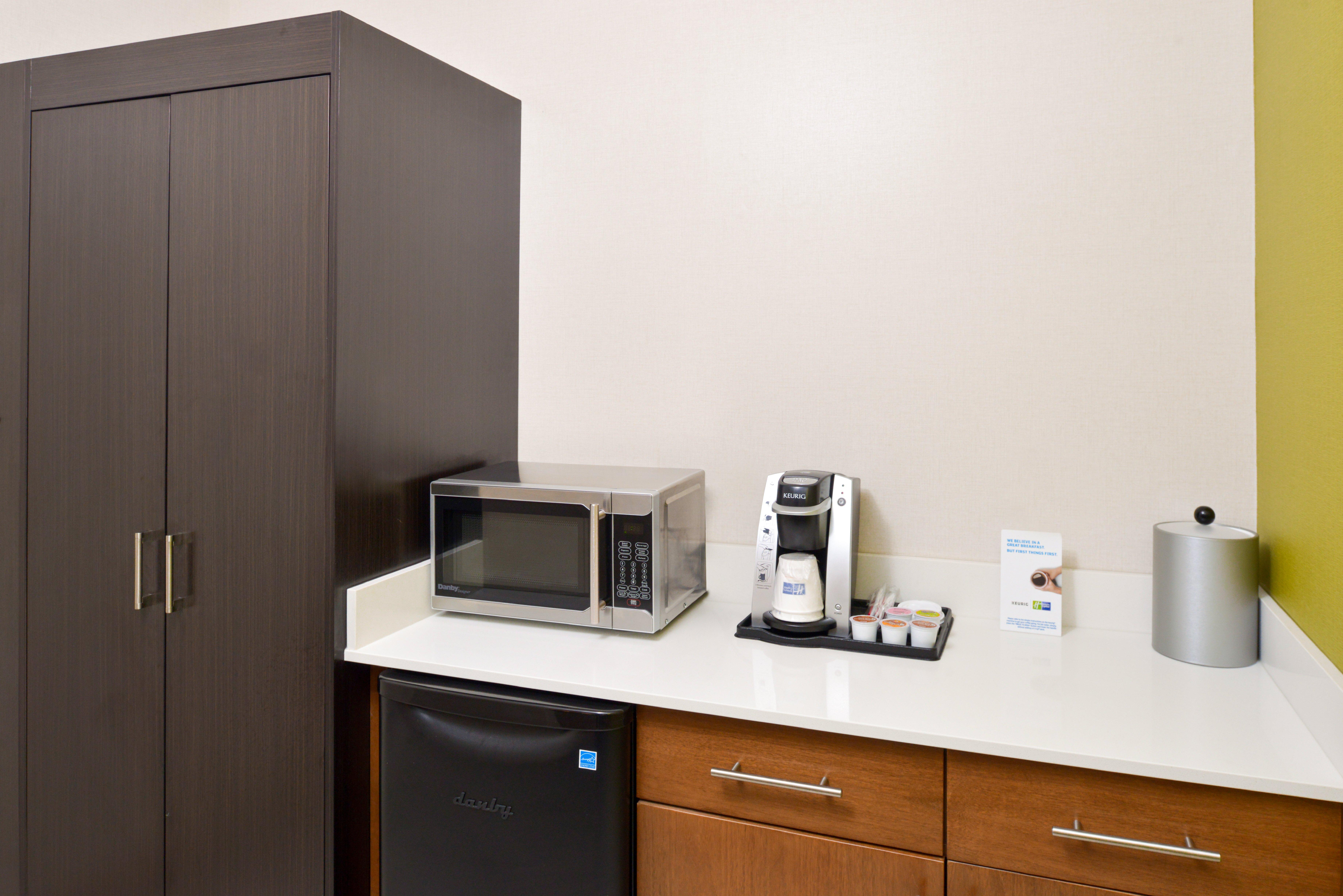 Holiday Inn Express Wixom By Ihg Exteriör bild