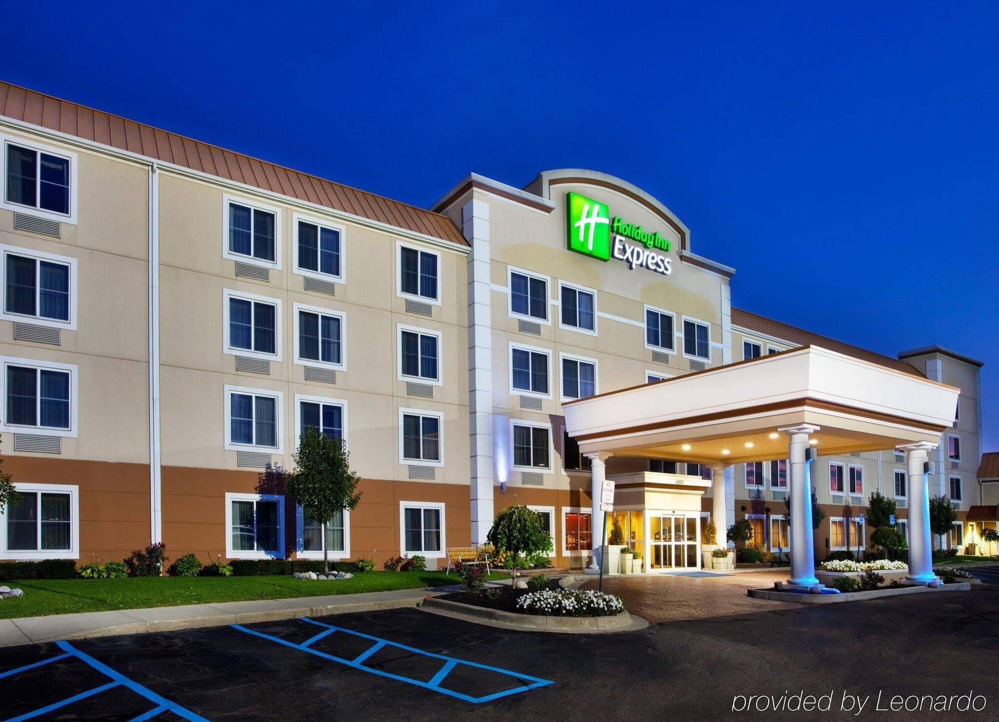 Holiday Inn Express Wixom By Ihg Exteriör bild
